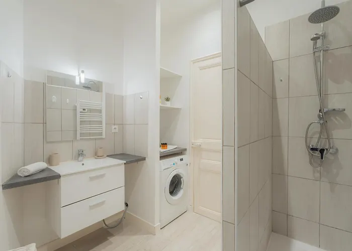 Apartamento Superbe 3 Pieces Centre-ville Climatise *