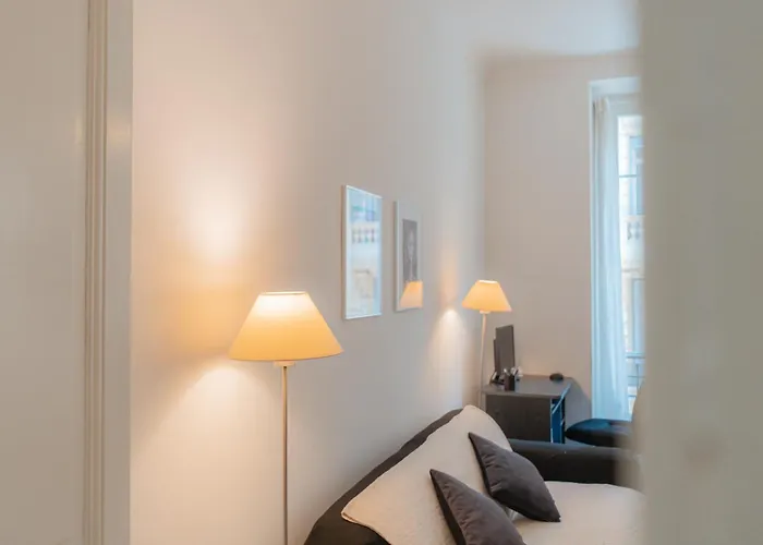 Superbe 3 Pieces Centre-ville Climatise * Nice